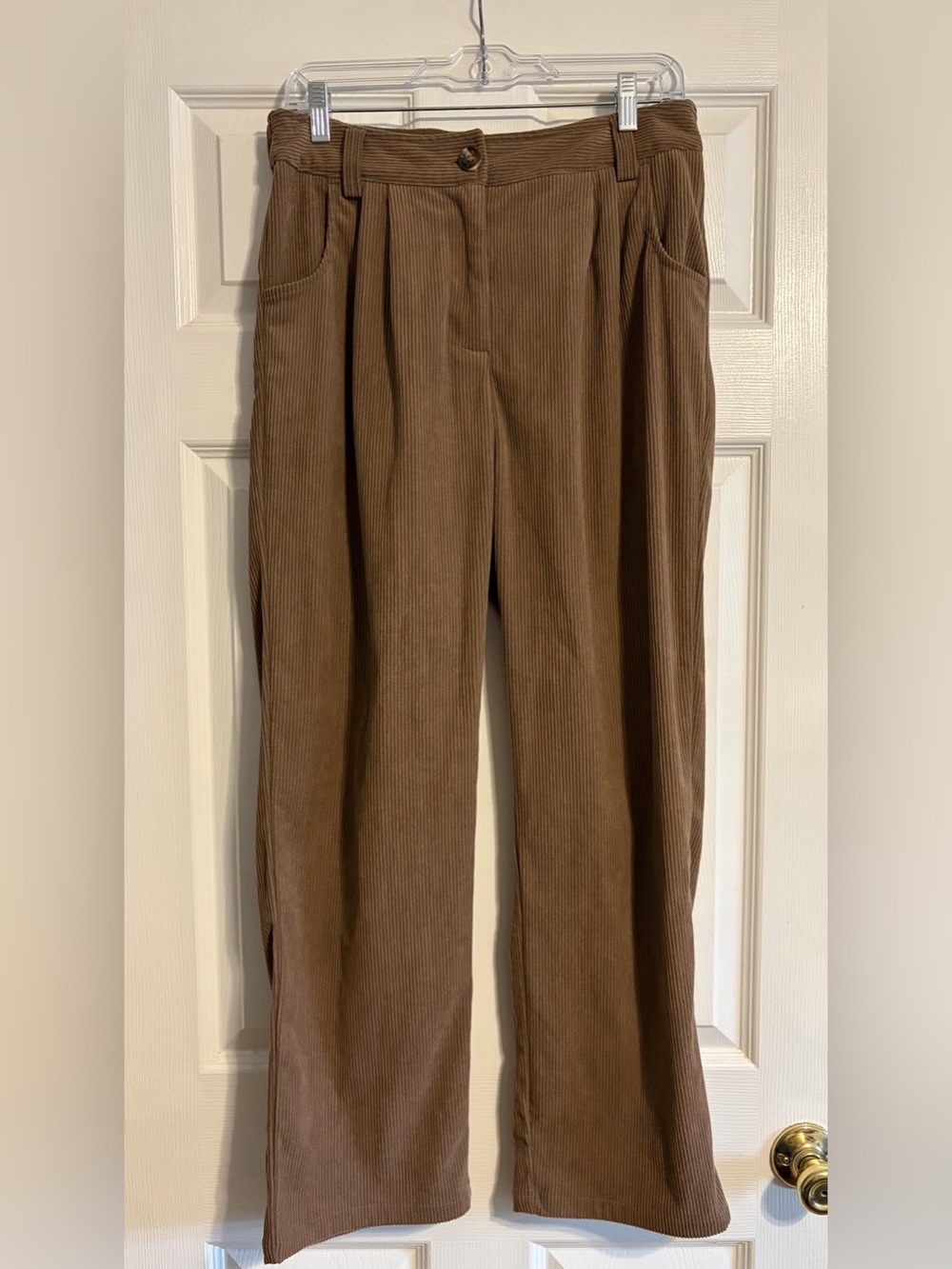 Halara Corduroy Pants Womens Medium Regular Brown Pleated Straight Leg Pockets